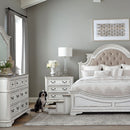 Magnolia Manor Pet Steps in Antique White image