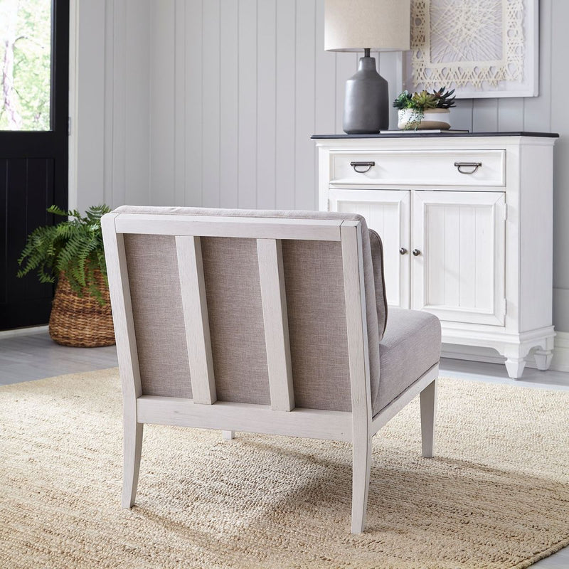 Liberty Furniture Allyson Park Upholstered Accent Chair in White