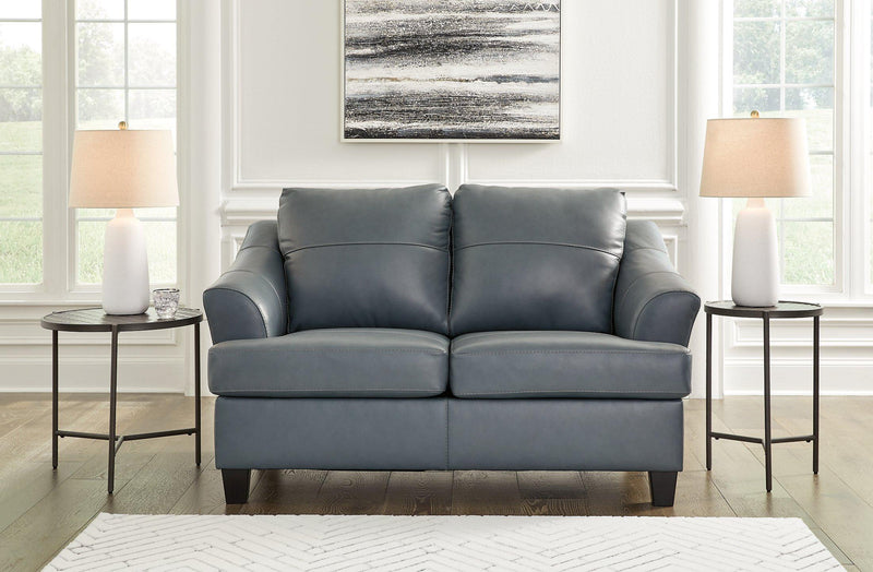 Genoa Loveseat