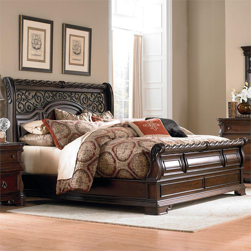 Liberty Furniture Arbor Place Sleigh Footboard Queen Bed image